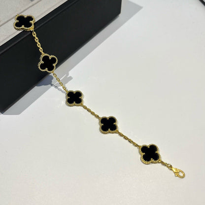 [Luxery] CLOVER 5 MOTIF ONYXS BRACELET COLLECTION