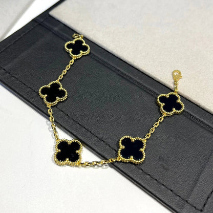[Luxery] CLOVER 5 MOTIF ONYXS BRACELET COLLECTION