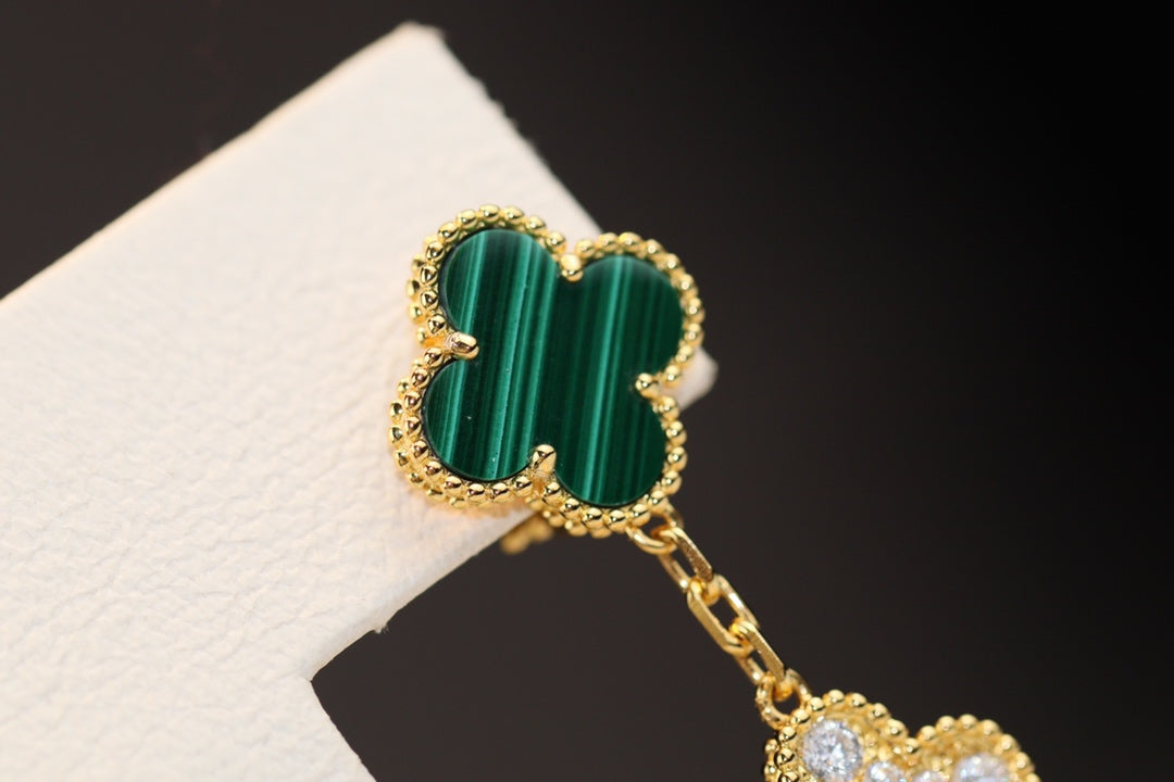 [Luxery]CLOVER EARRINGS GOLD MALACHITE DIAMOND 3 MOTIF