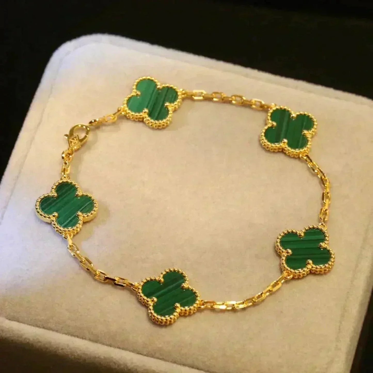 [Luxery] CLOVER 5 MOTIF MALACHITE BRACELET COLLECTION