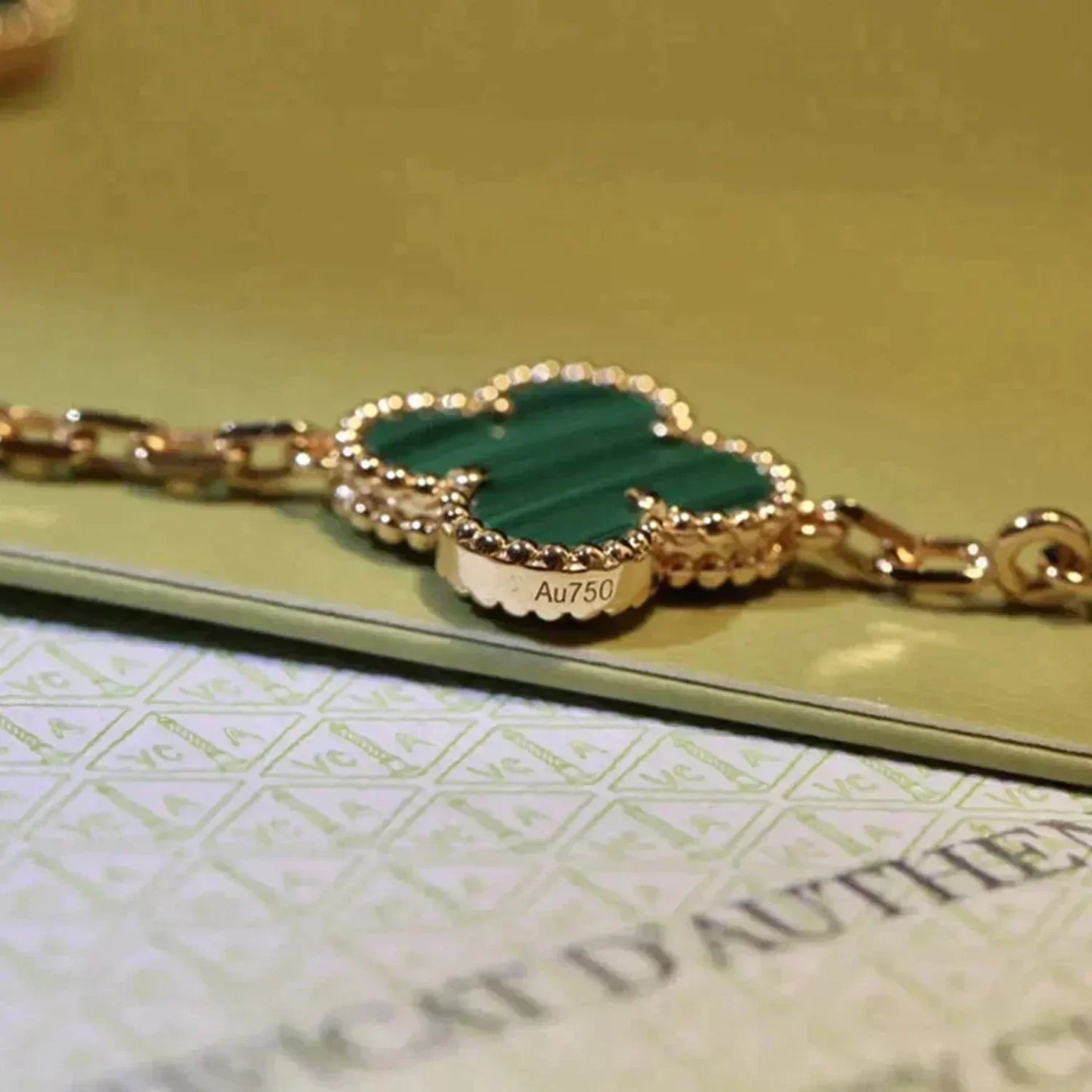 [Luxery] CLOVER 5 MOTIF MALACHITE BRACELET COLLECTION