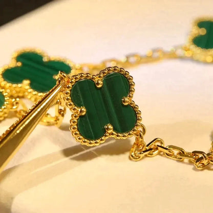 [Luxery] CLOVER 5 MOTIF MALACHITE BRACELET COLLECTION