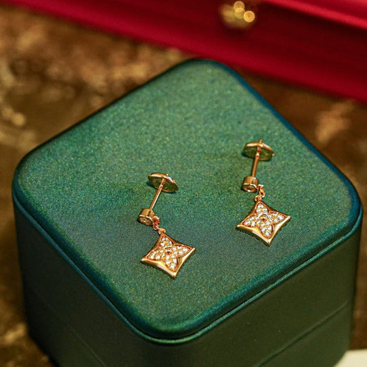 [Luxery]STAR DIAMONDS EARRINGS GOLD