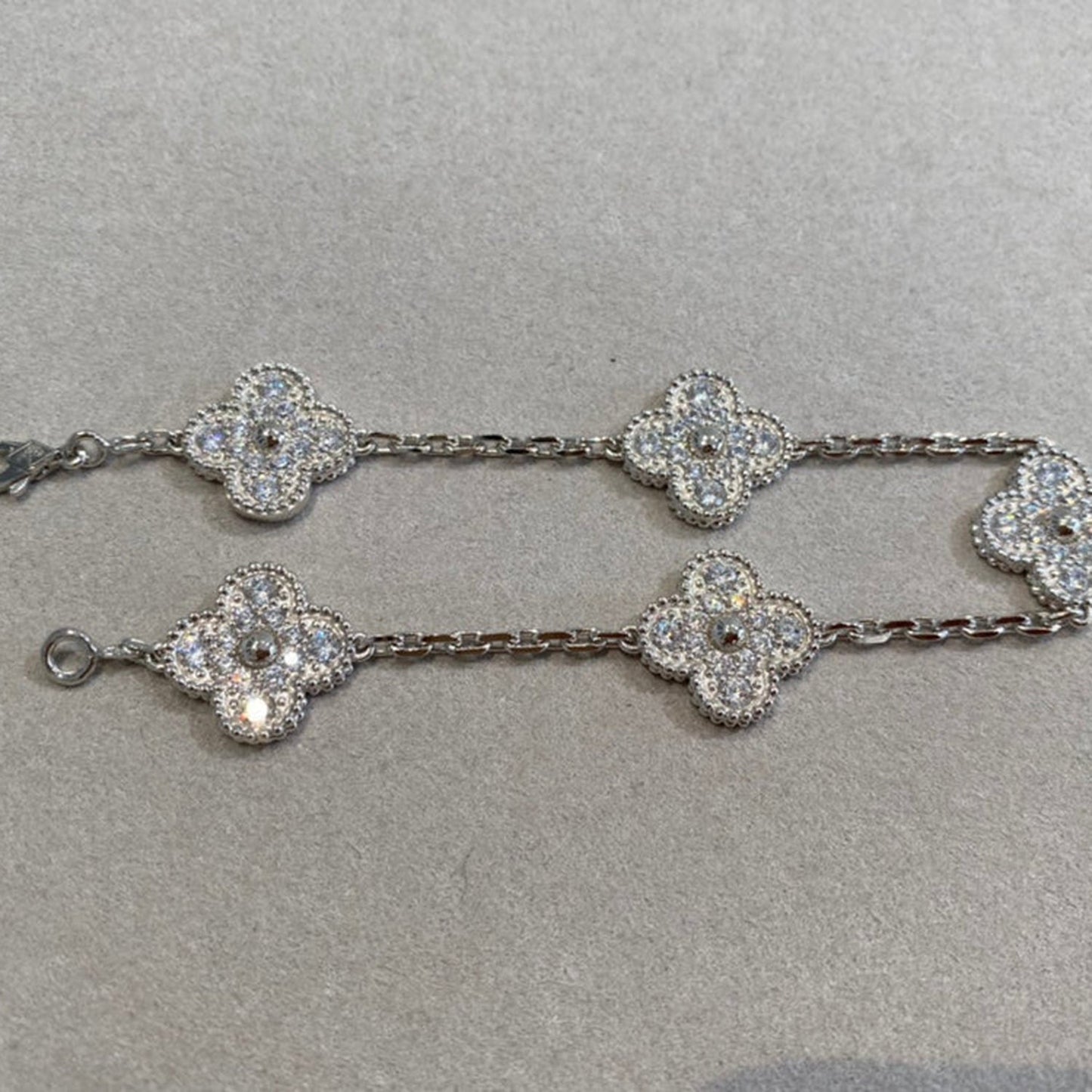 [Luxery] CLOVER 5 MOTIF FULL DIAMOND BRACELET COLLECTION