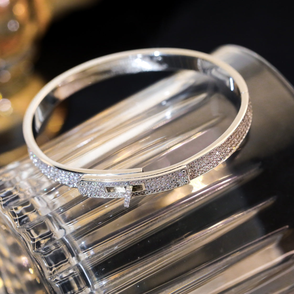 [Luxery]KELLY BRACELET DIAMOND PAVED