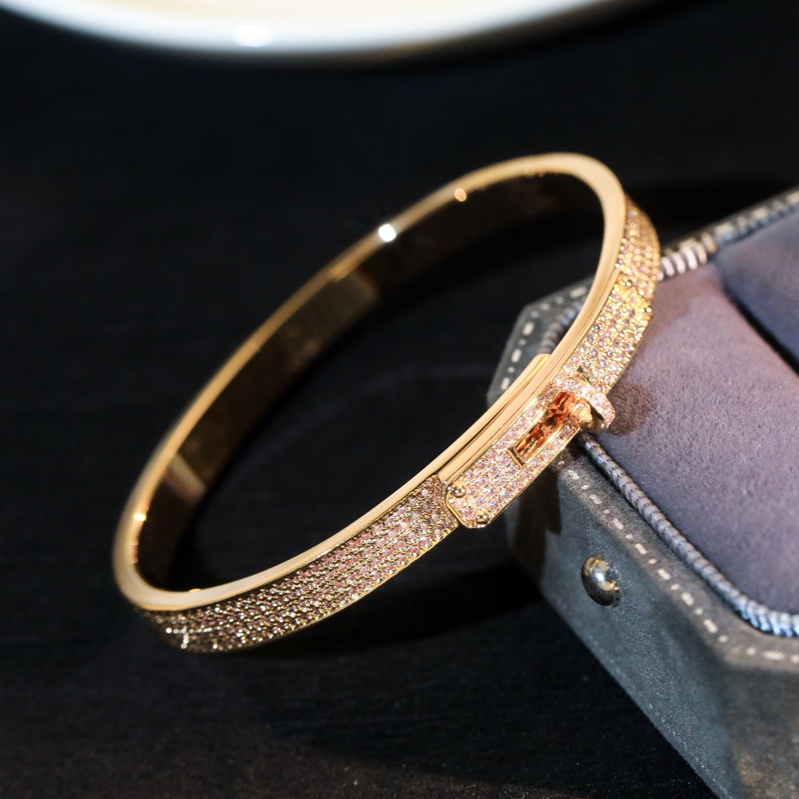 [Luxery]KELLY BRACELET DIAMOND PAVED