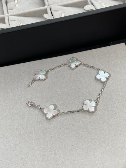 [Luxery]CLOVER WHITE PEARL MOP 5 MOTIF BRACELET COLLECTION