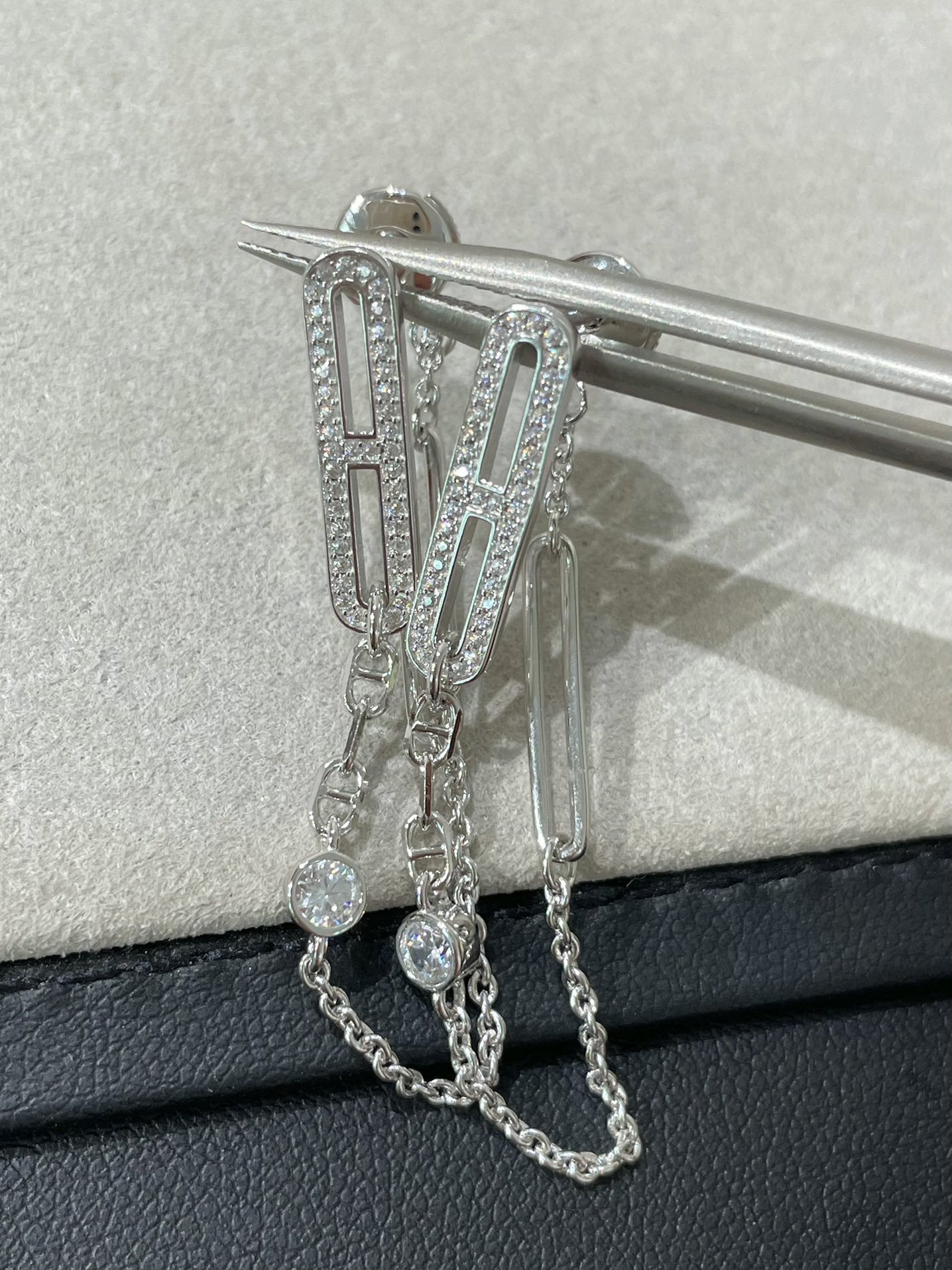 [Luxery]CHAINE CHAOS DIAMOND DROP EARRINGS