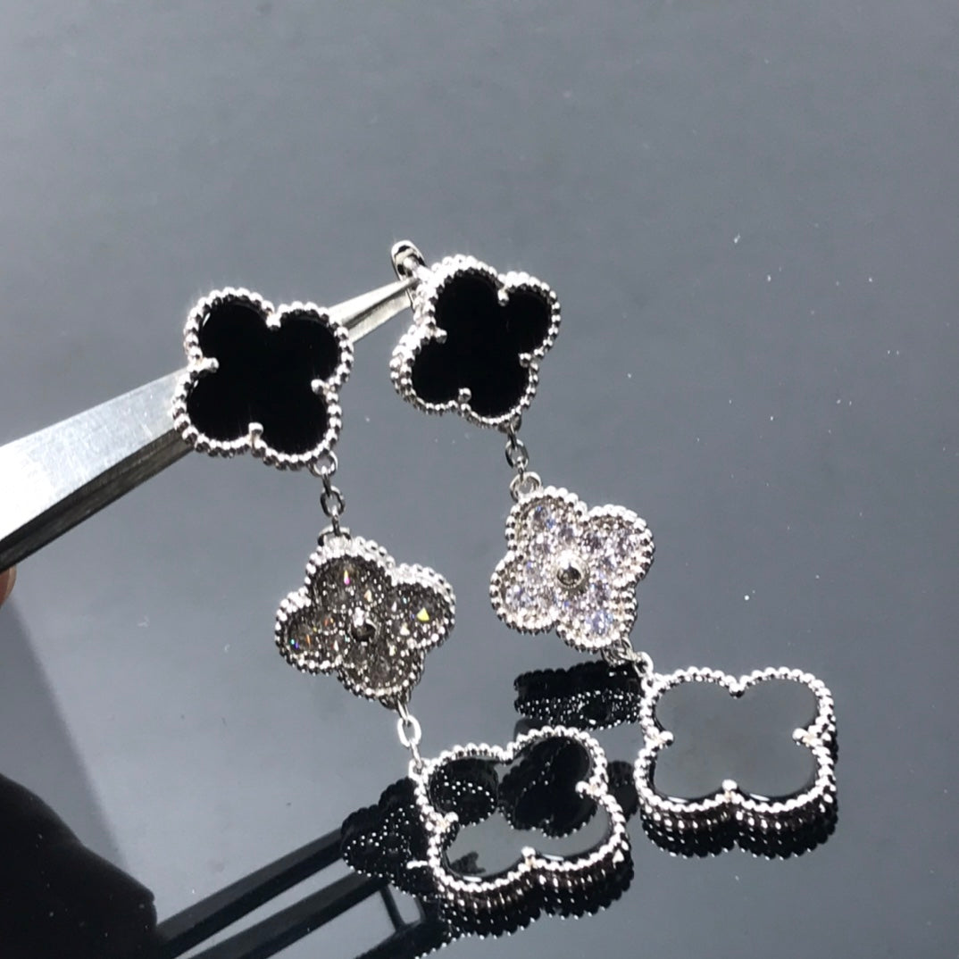 [Luxery]CLOVER 3 MOTIF DIAMOND ONYX SILVER EARRINGS