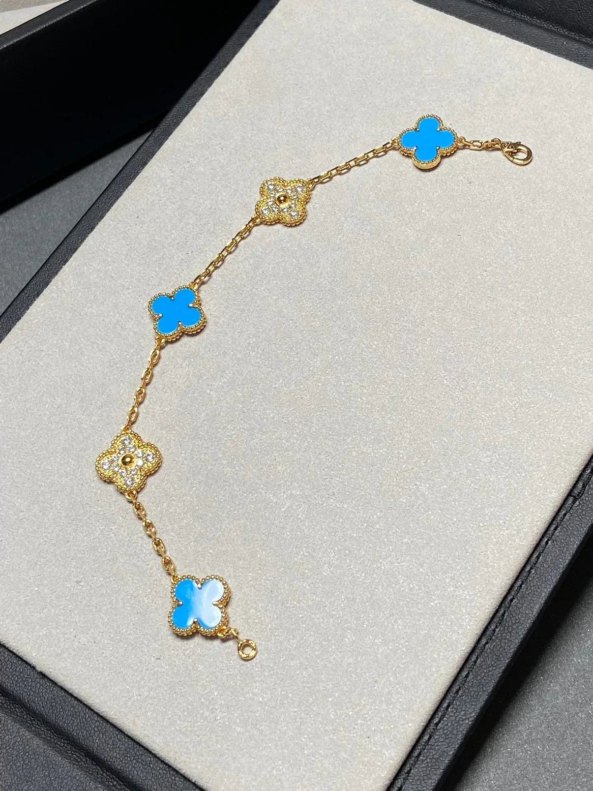[Luxery] CLOVER 5 MOTIF BLUE AGATE BRACELET COLLECTION