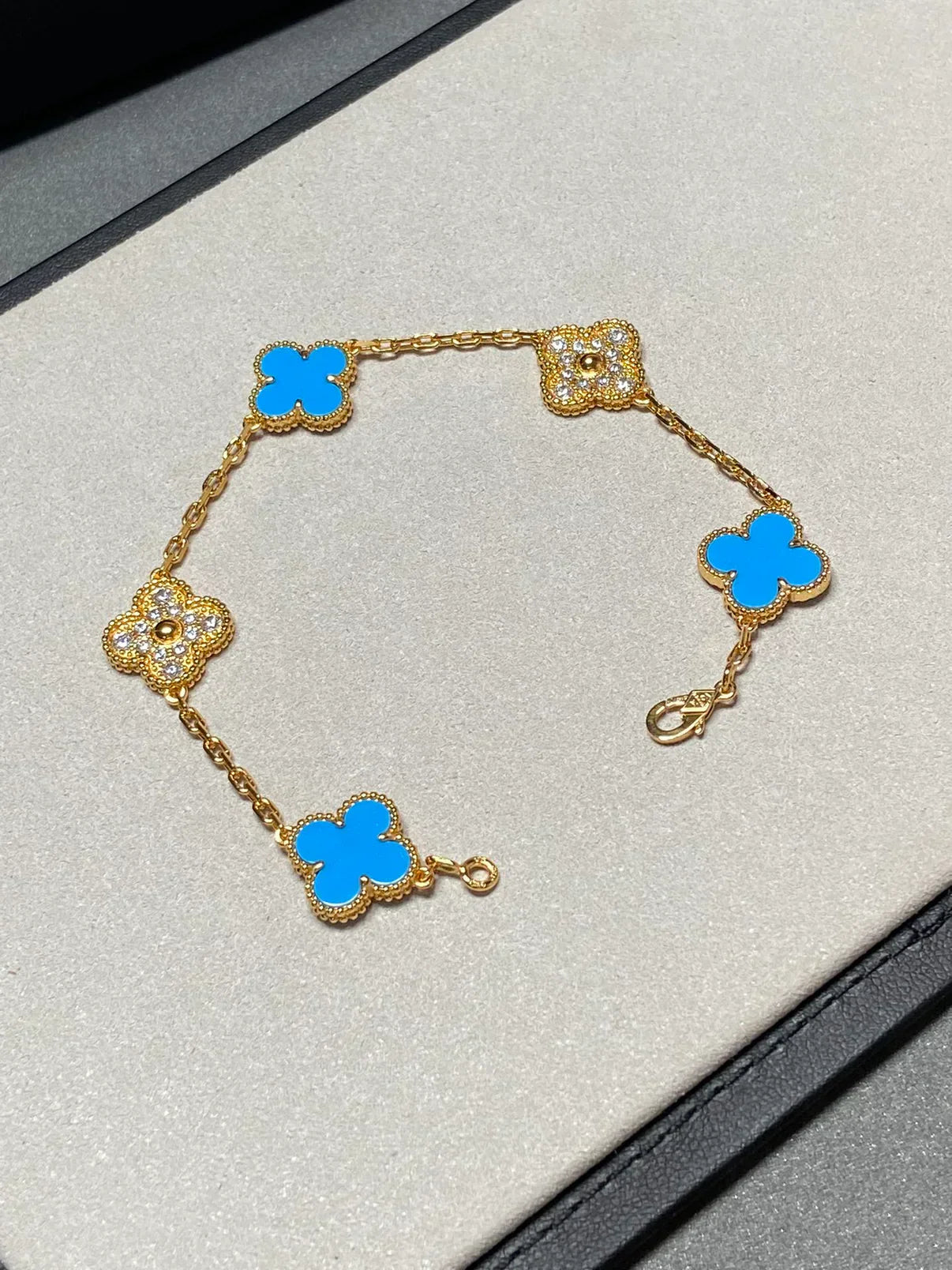 [Luxery] CLOVER 5 MOTIF BLUE AGATE BRACELET COLLECTION