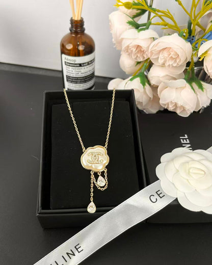 [Luxery]Cloud Pearl Mother-of-Pearl Diamond Chain Pendant Necklace