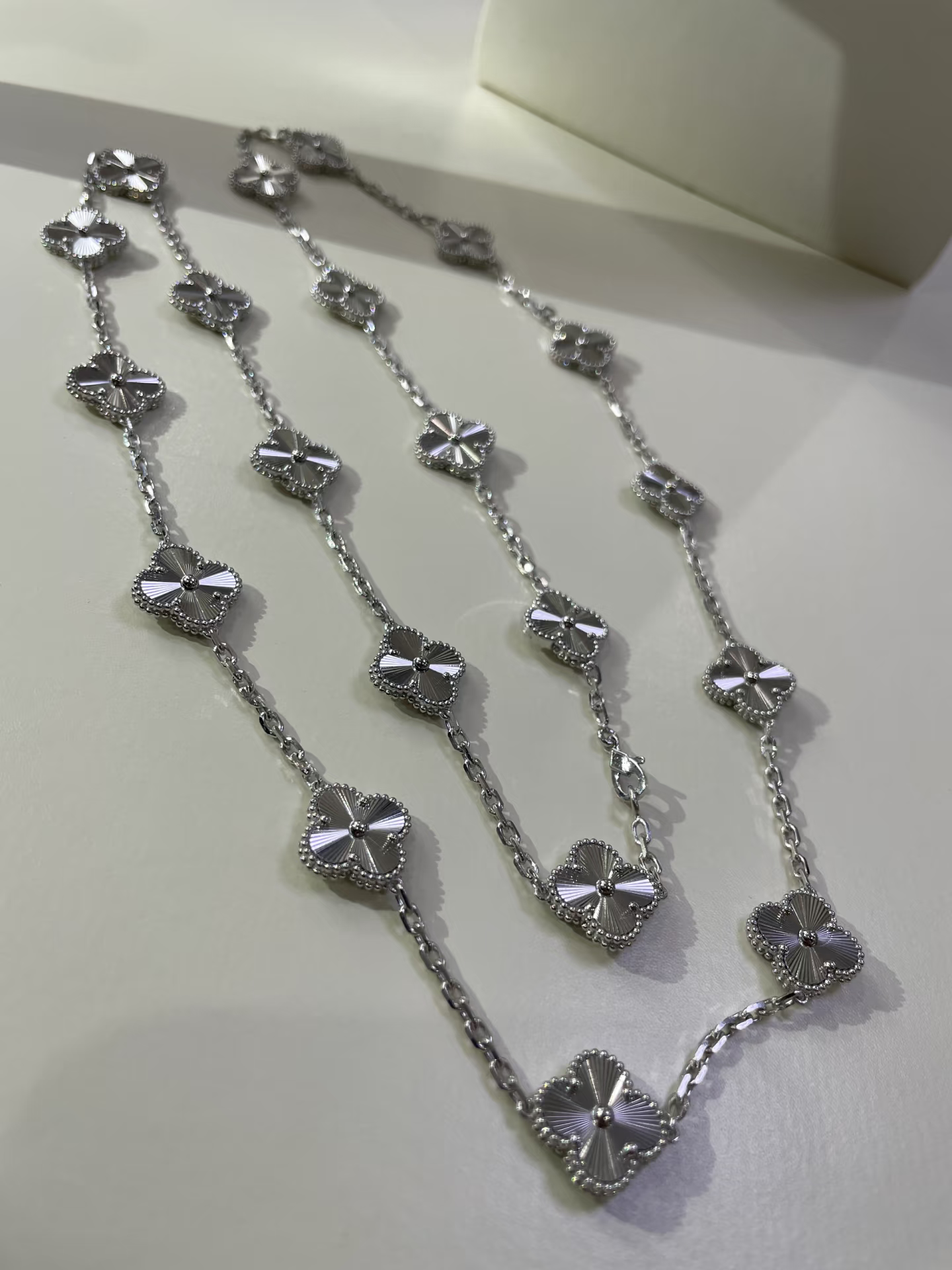 [Luxery]CLOVER 20 MOTIFS SILVER LASER