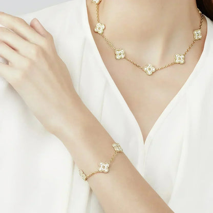 [Luxery] CLOVER 5 MOTIF FULL DIAMOND BRACELET COLLECTION