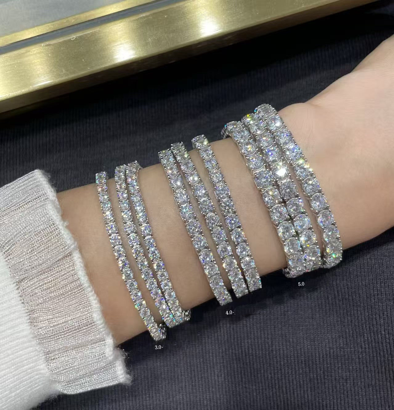 [Luxery jewelrys]TENNIS BRACELET WITH FULL DIAMOND SETTING