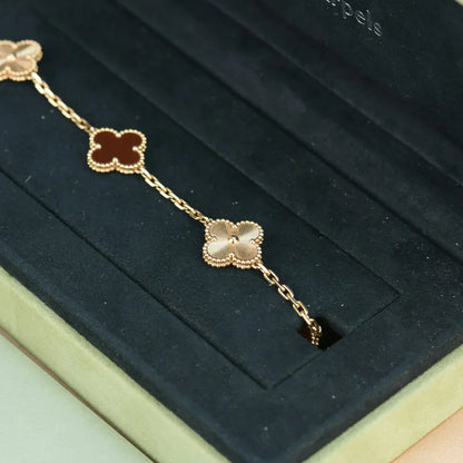 [Luxery] CLOVER 5 MOTIF RED CORNELIAN BRACELET COLLECTION