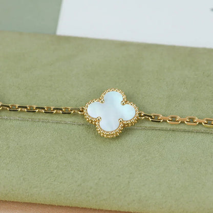[Luxery]CLOVER WHITE PEARL MOP 5 MOTIF BRACELET COLLECTION