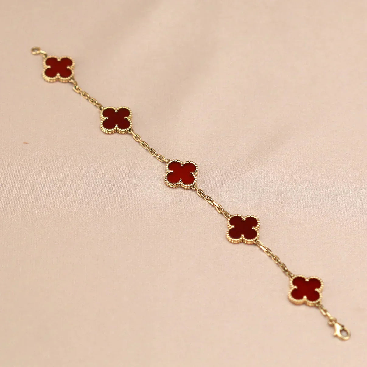 [Luxery] CLOVER 5 MOTIF RED CORNELIAN BRACELET COLLECTION