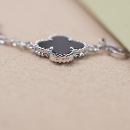 [Luxery] CLOVER 5 MOTIF ONYXS BRACELET COLLECTION
