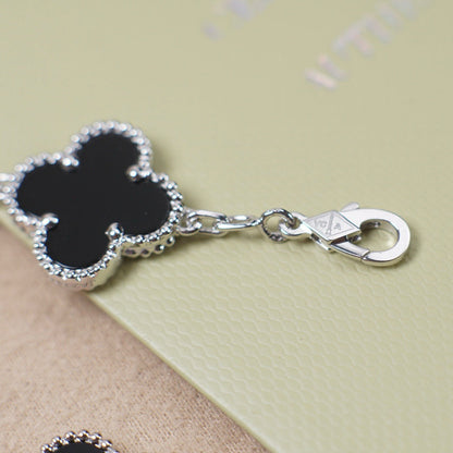 [Luxery] CLOVER 5 MOTIF ONYXS BRACELET COLLECTION