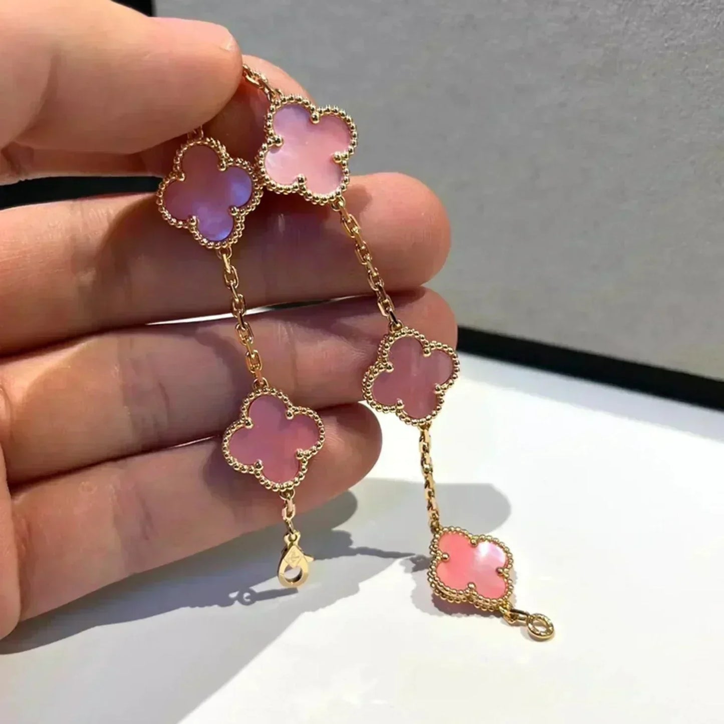 [Luxery] CLOVER 5 MOTIFS  PINK MOP BRACELET COLLECTION