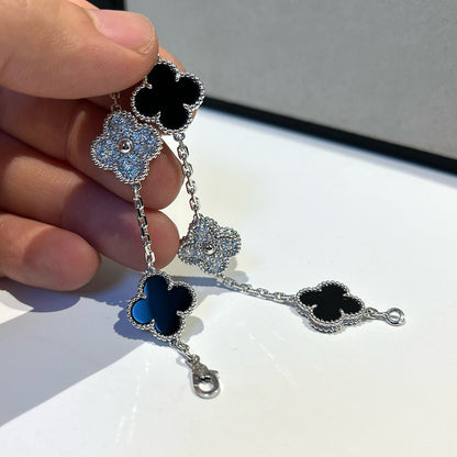 [Luxery] CLOVER 5 MOTIF ONYXS BRACELET COLLECTION